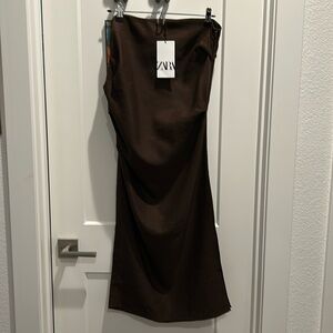 New Zara strapless dress with 18” side slit